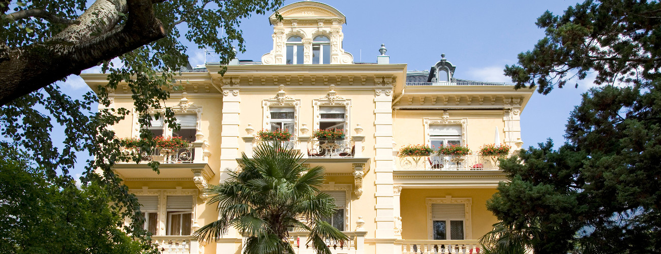 L'Hotel Westend di Merano immerso nel parco